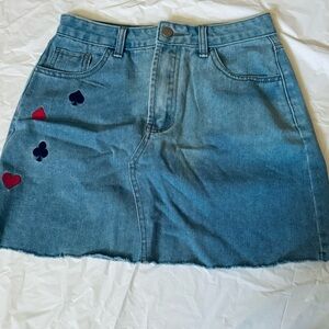 Pattern denim skirt